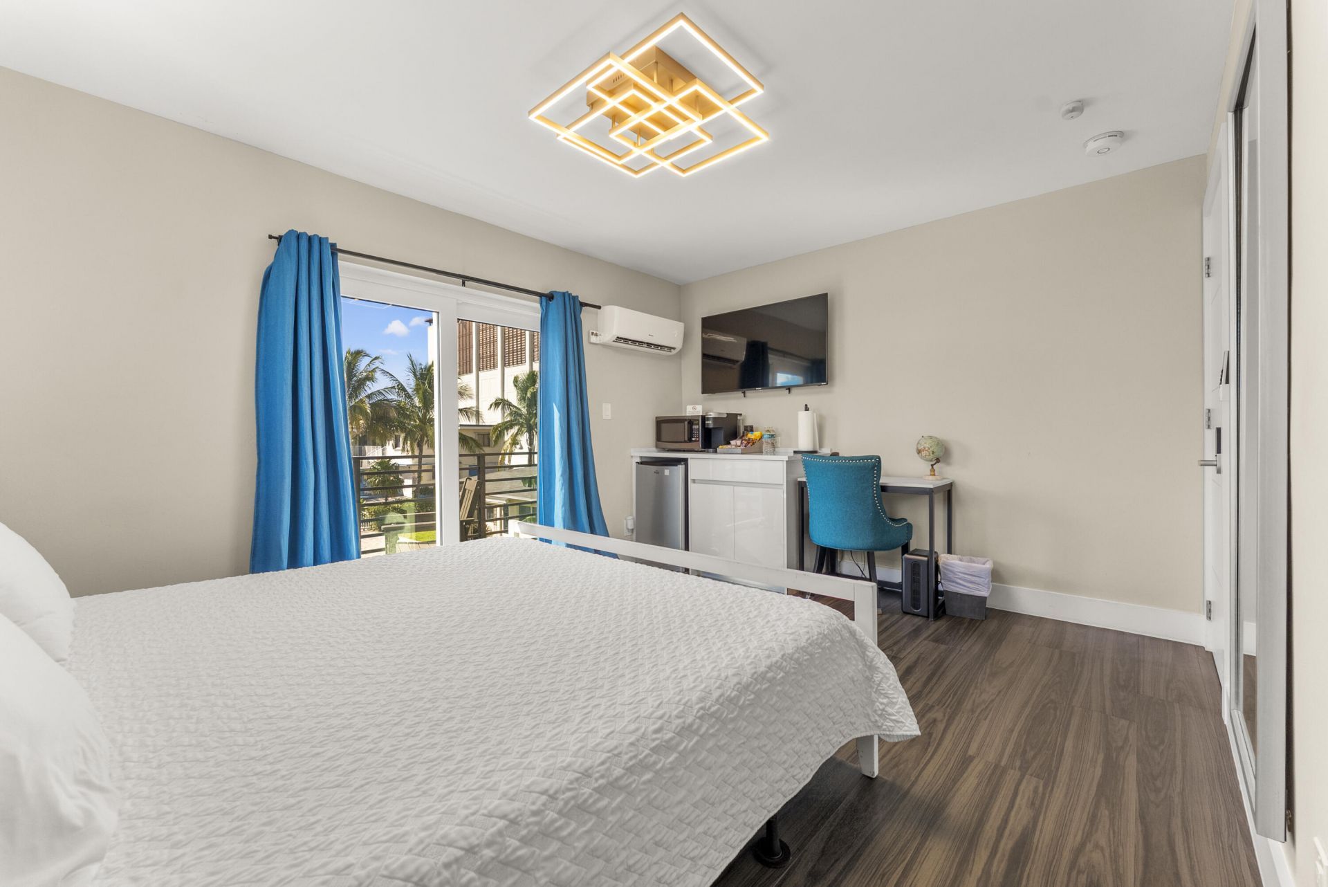 324 Roosevelt Street, Hollywood, FL 33023 Photo