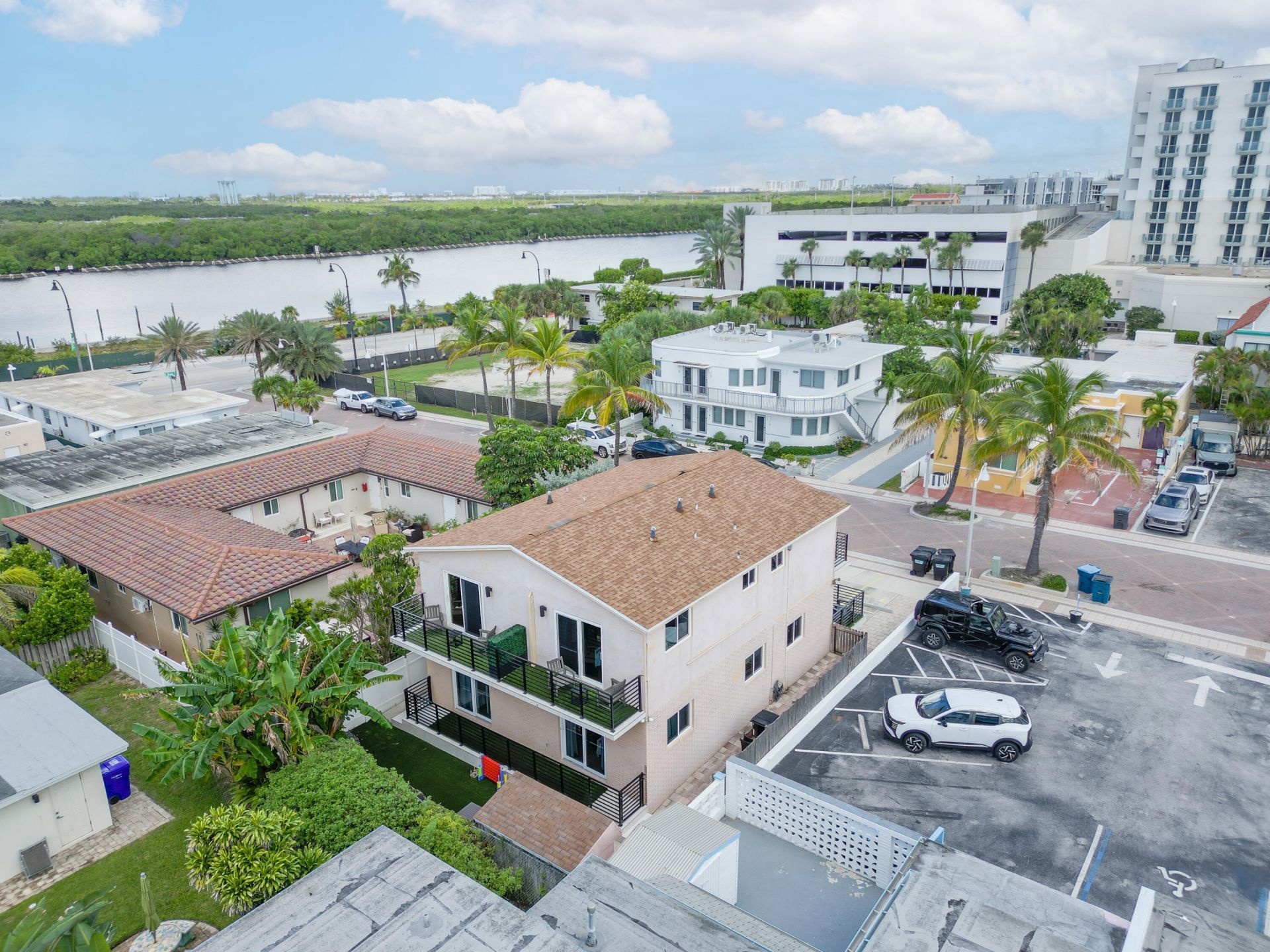 324 Roosevelt Street, Hollywood, FL 33023 Photo