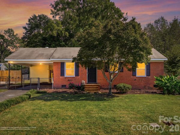 232 Eden Circle, Pineville, NC 28134
