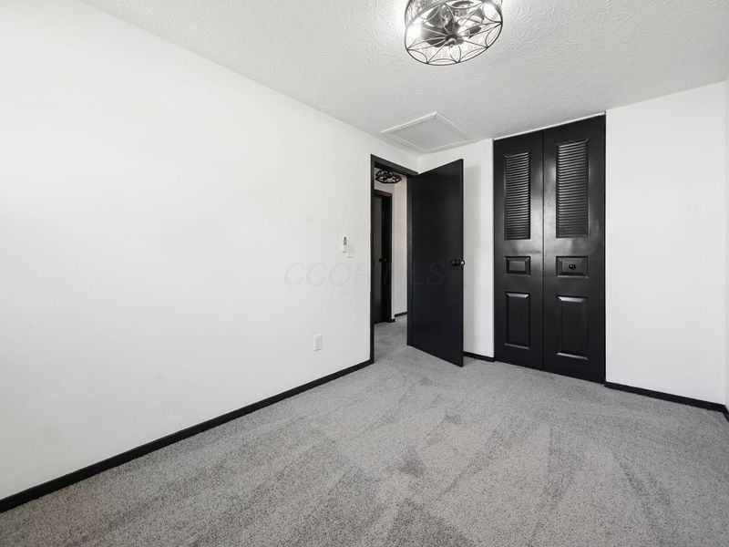380 Gentlewind Drive , Westerville, OH 43081 Photo 34