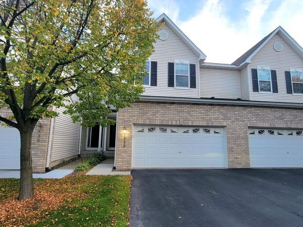 1355 White Oak Drive, Chaska, MN 55318