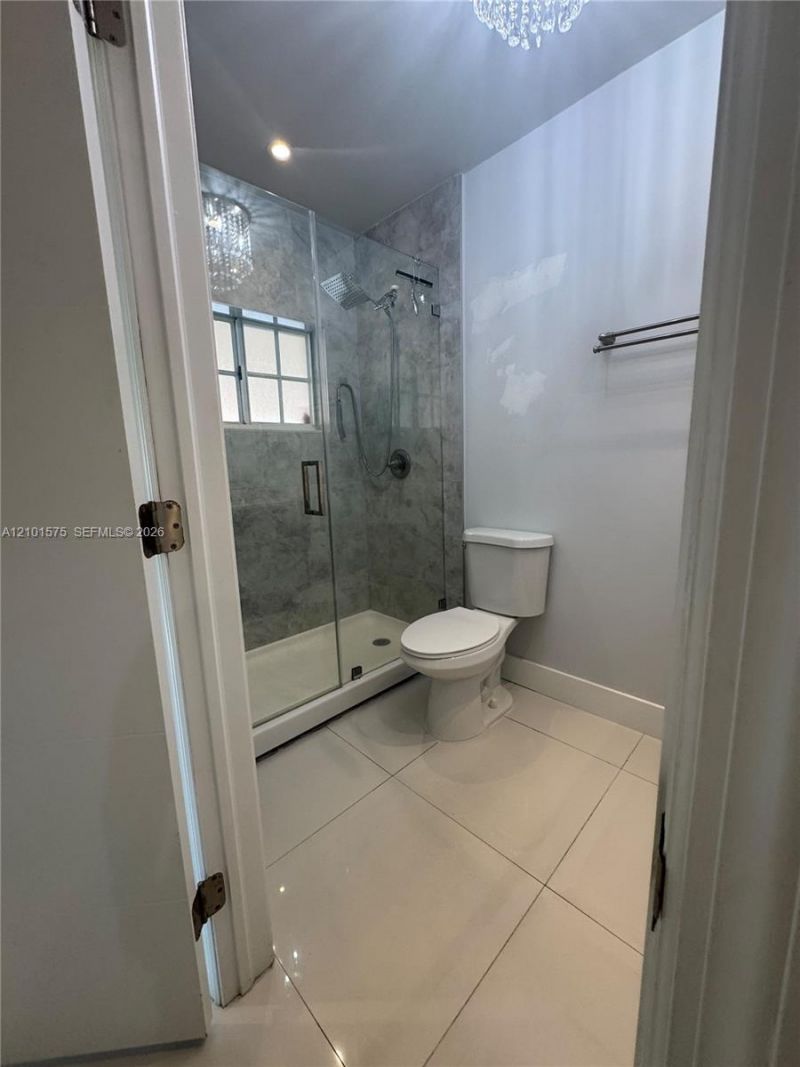 7817 W 36th Ave , Unit 204, Hialeah, FL 33018 Photo