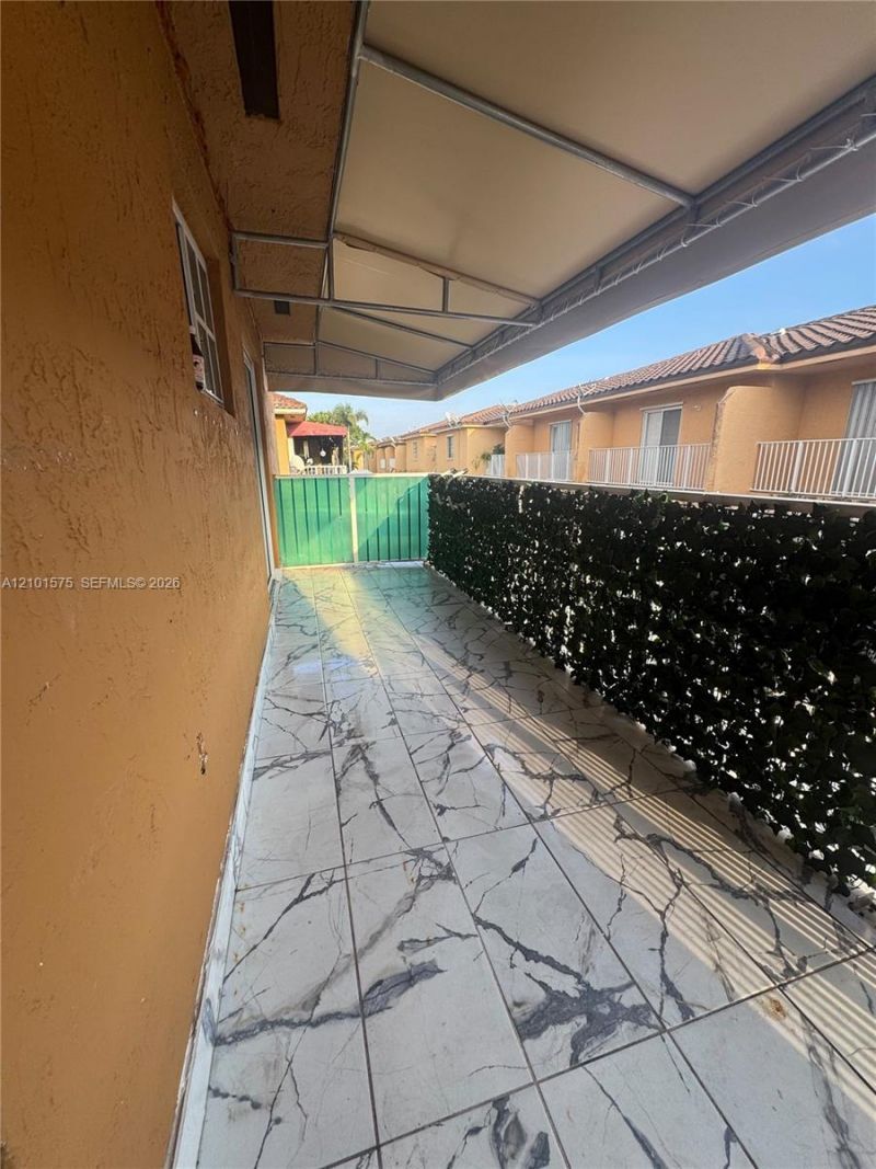 7817 W 36th Ave , Unit 204, Hialeah, FL 33018 Photo