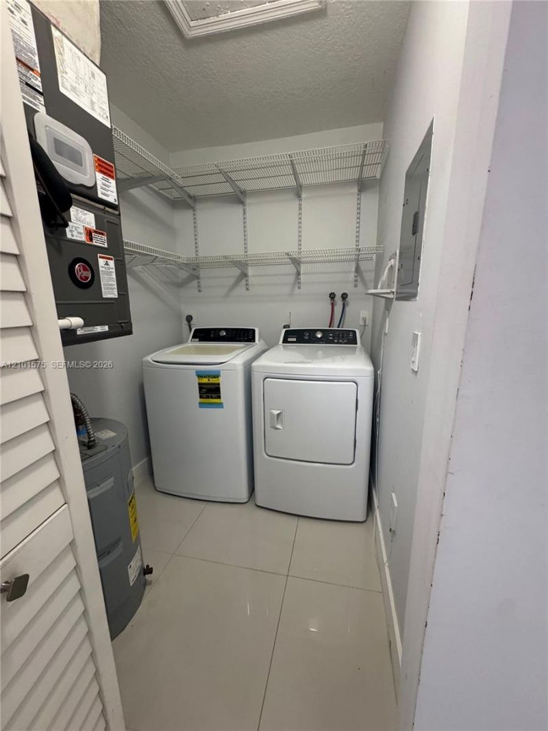 7817 W 36th Ave , Unit 204, Hialeah, FL 33018 Photo