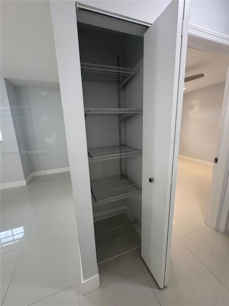 7817 W 36th Ave , Unit 204, Hialeah, FL 33018 Photo