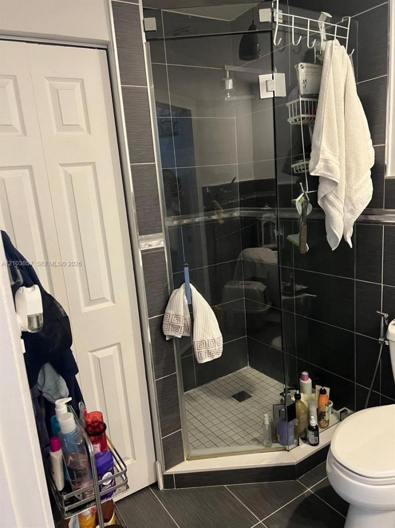 1031 NE 142nd St , North Miami, FL 33161 Photo
