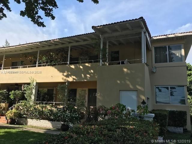 30 Park Dr, Unit 12-B, Bal Harbour, FL 33154 Photo