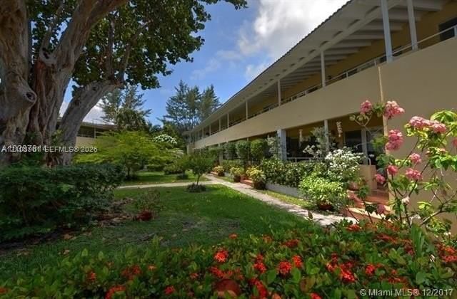 30 Park Dr, Unit 12-B, Bal Harbour, FL 33154 Photo