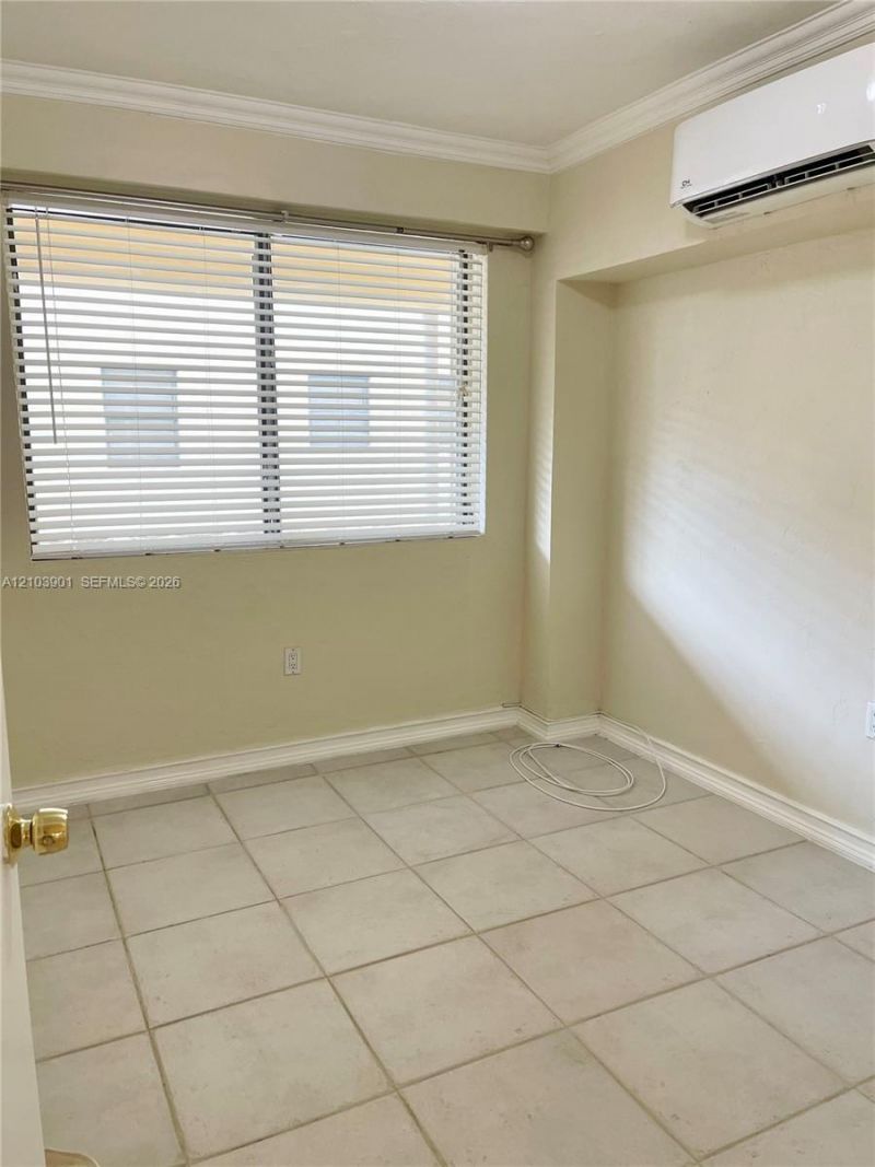 30 Park Dr, Unit 12-B, Bal Harbour, FL 33154 Photo