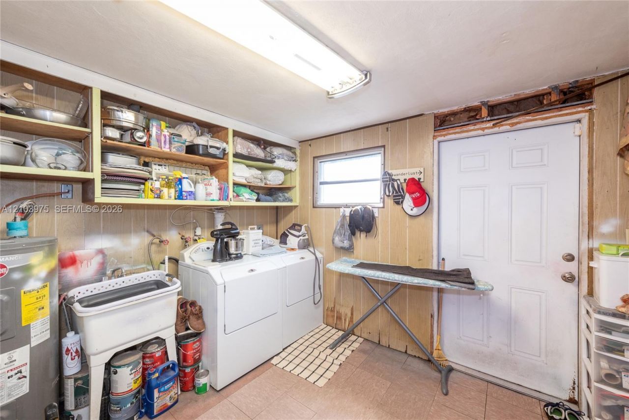851 Caroline Cir , West Palm Beach, FL 33413 Photo