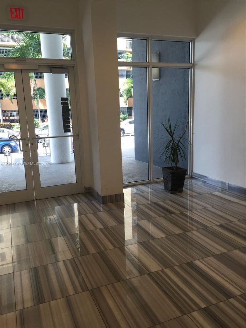 219 NW 12th Ave , Unit 408, Miami, FL 33128 Photo
