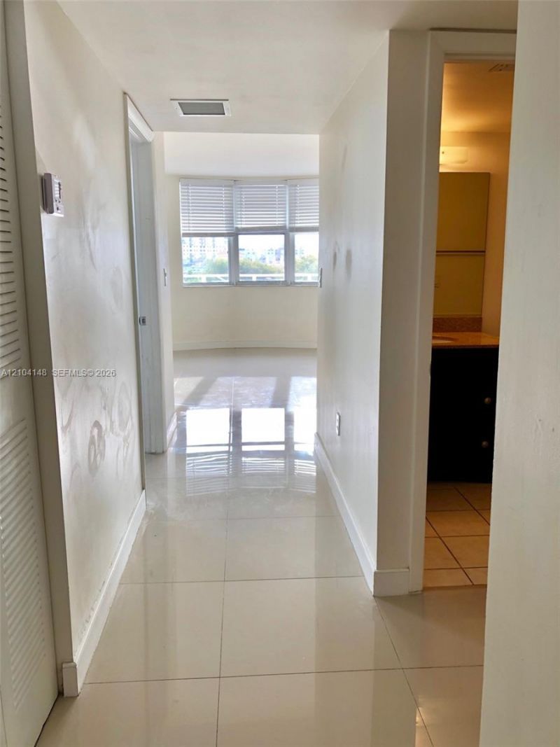 219 NW 12th Ave , Unit 408, Miami, FL 33128 Photo