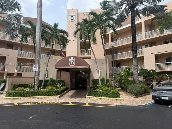 7691 Granville Dr , Unit 410, Tamarac, FL 33321