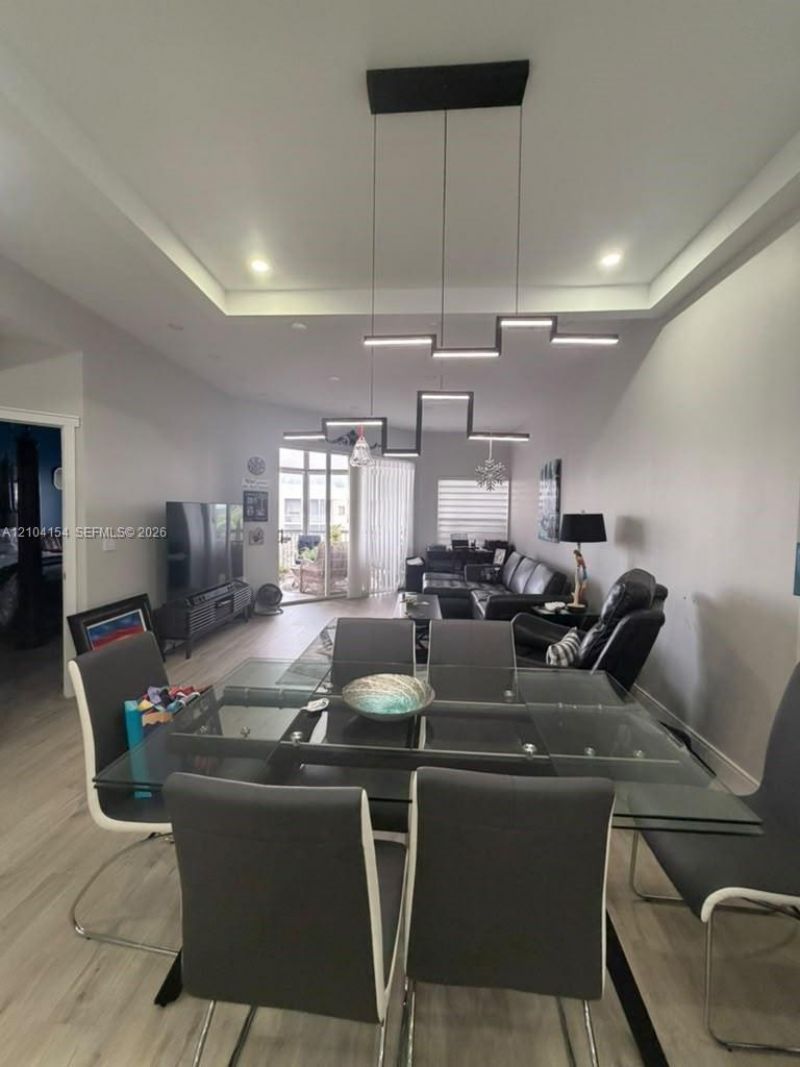 7691 Granville Dr , Unit 410, Tamarac, FL 33321 Photo
