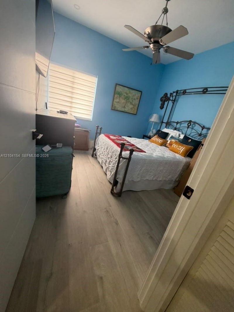 7691 Granville Dr , Unit 410, Tamarac, FL 33321 Photo