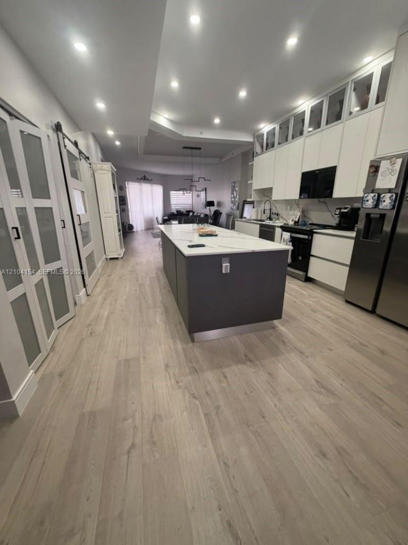 7691 Granville Dr , Unit 410, Tamarac, FL 33321 Photo