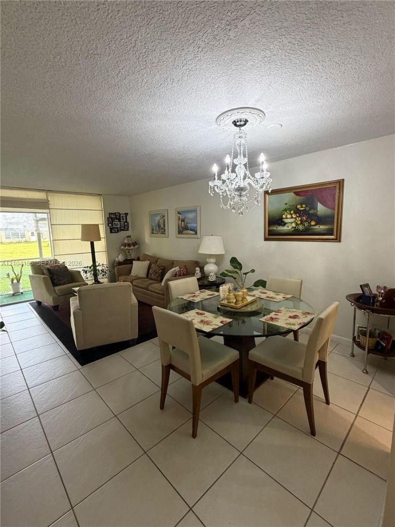 8880 Sunrise Lakes Blvd, Unit 101, Sunrise, FL 33322 Photo