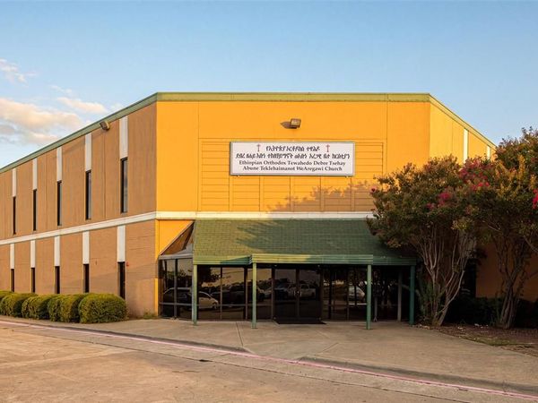 1621 S Jupiter Road, Garland, TX 75042
