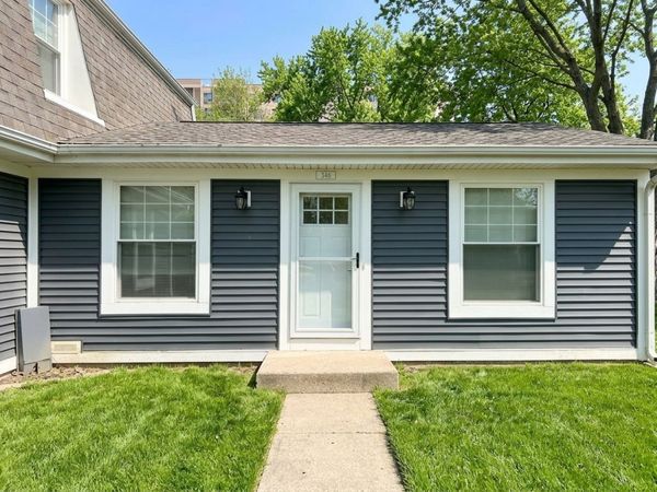 346 Mallard Court , Unit 346, Vernon Hills, IL 60061