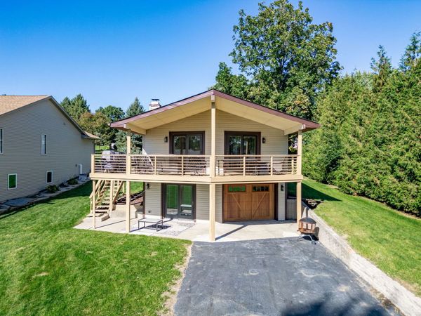 968 Breckenboro Road , Davis, IL 61019