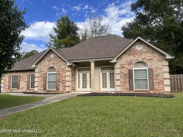 8328 Kahala Drive, Diamondhead, MS 39525