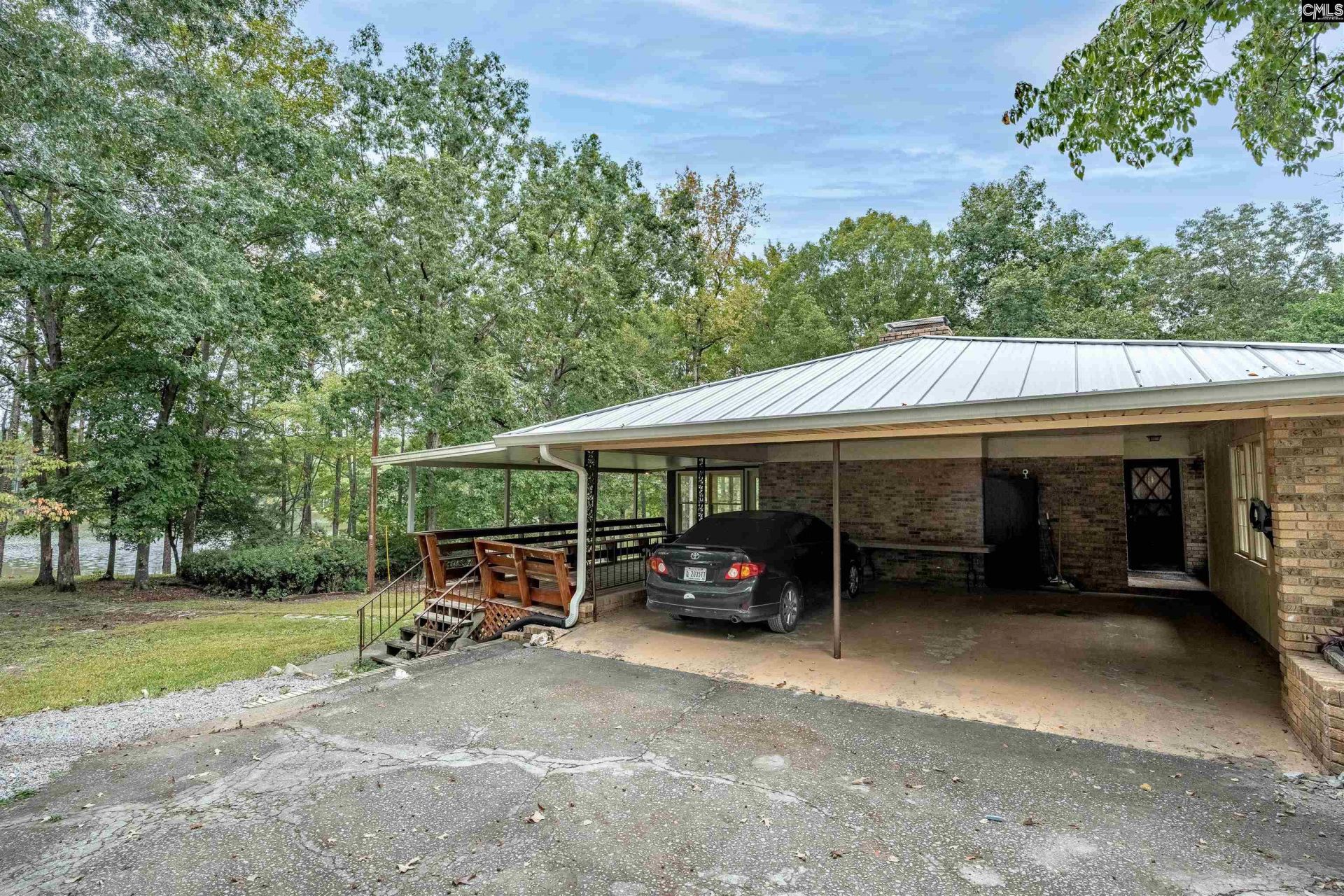 248 Killian Road  Photo 33