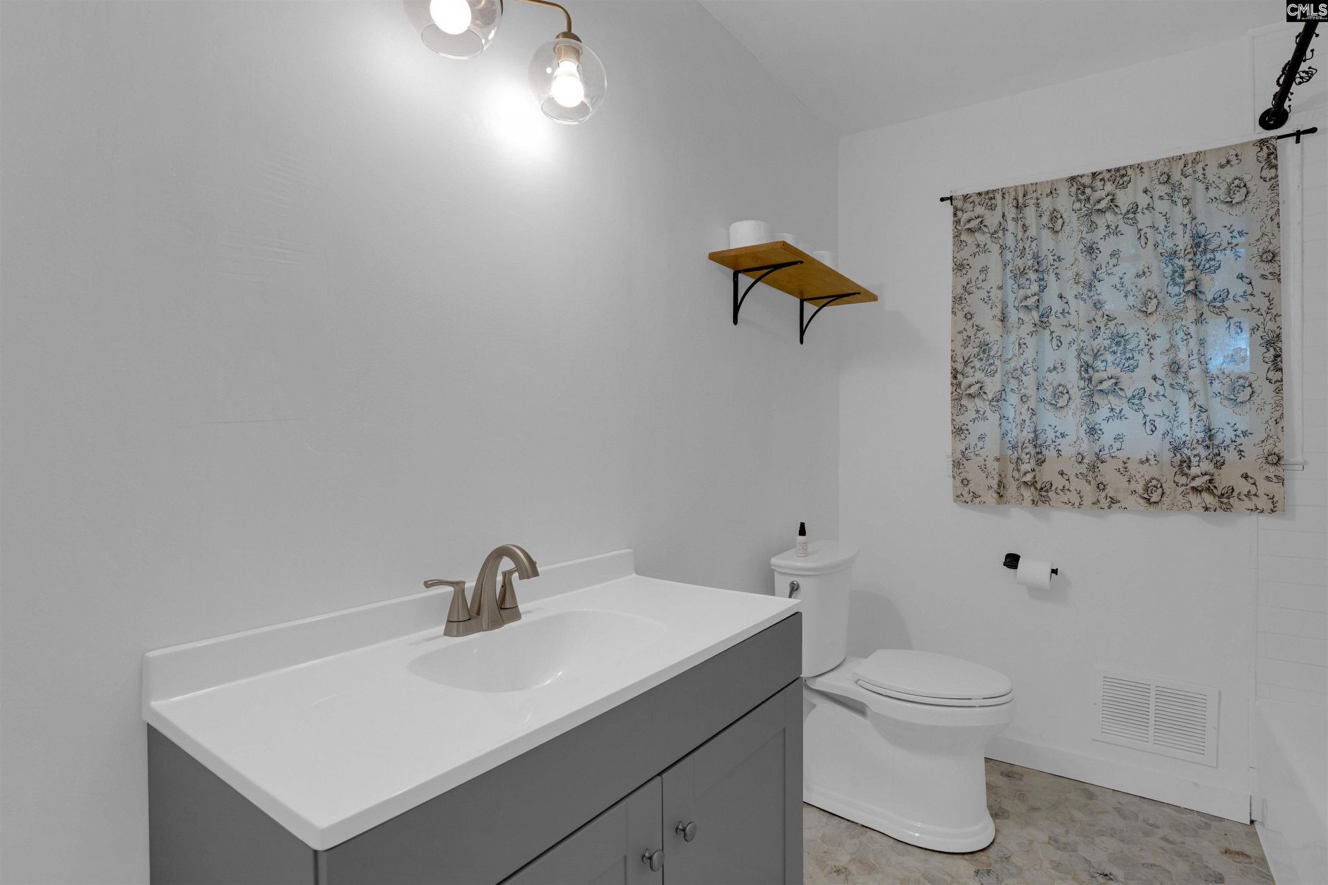 248 Killian Road  Photo 66