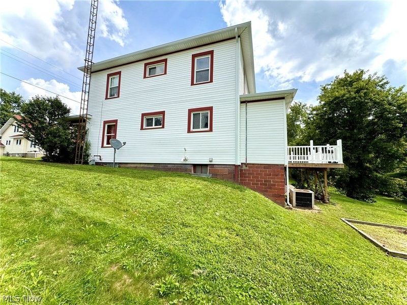 215 West, Baltic, OH 43804 Photo 11