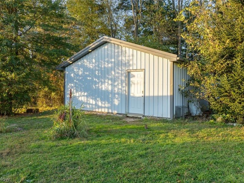 3891 Ravenna Avenue, Louisville, OH 44641 Photo 33