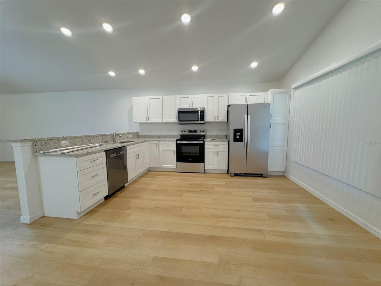 3893 E Forest Drive , Inverness, FL 34453 Photo