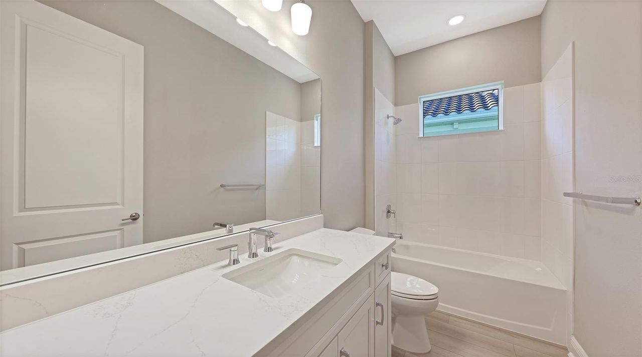 10130 Crystal Isles Circle , Sarasota, FL 34241 Photo