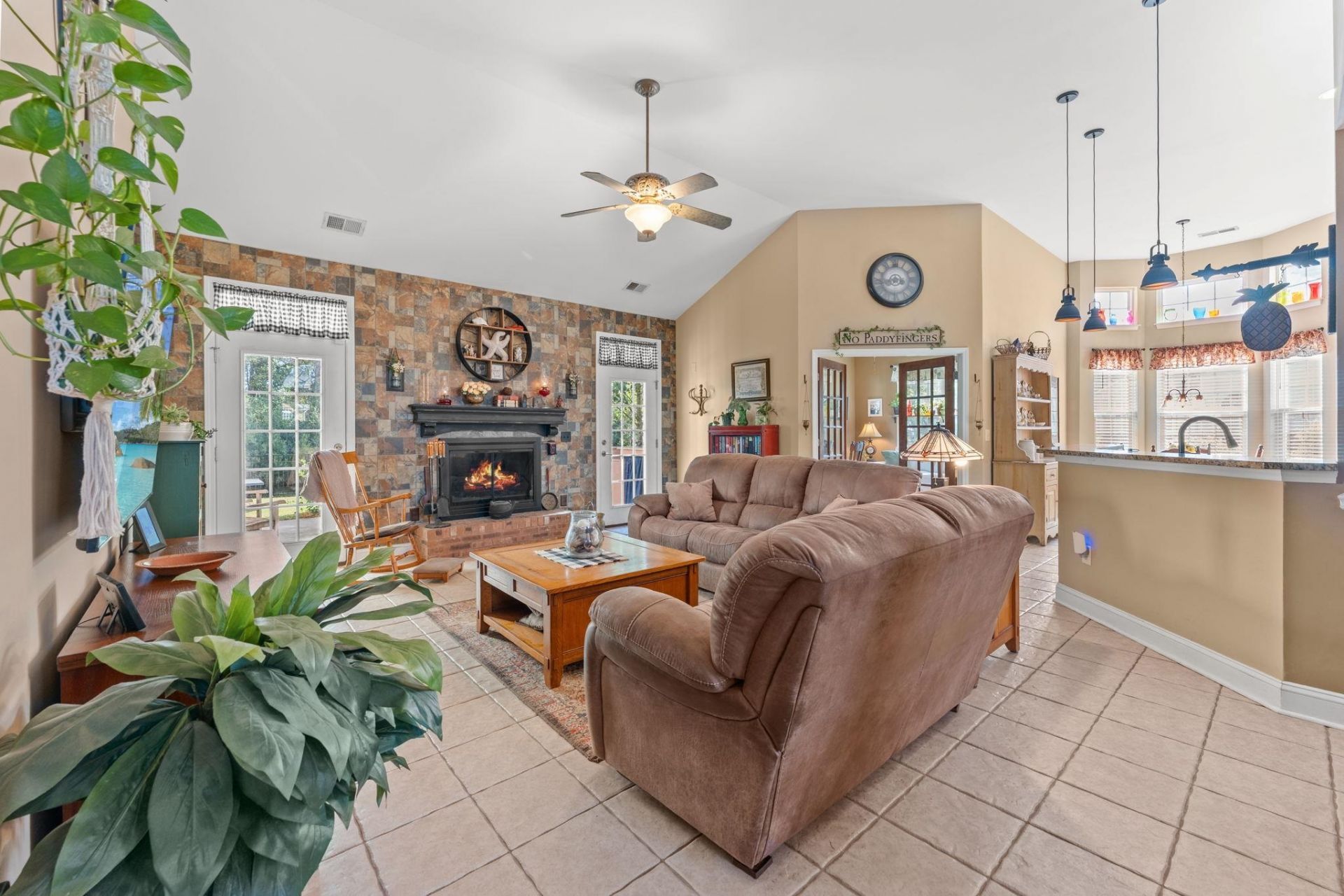 8113 Moonstruck Ct. Photo 4