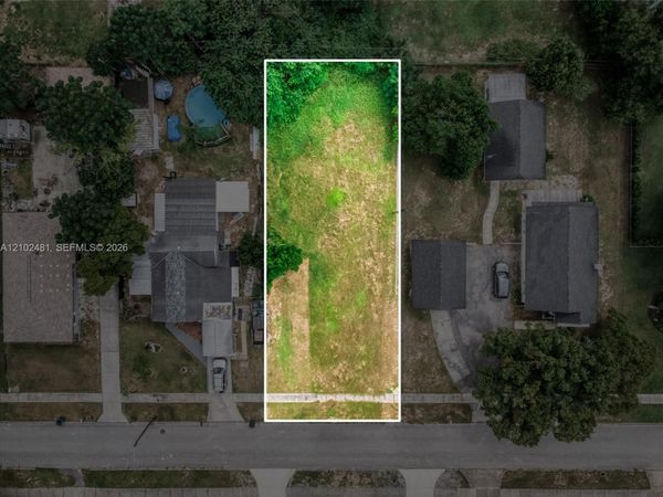 345 Matlo Avenue , Sebring, FL 33870