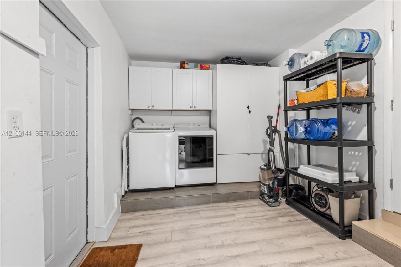 1195 NE 147th St , Unit ., North Miami, FL 33161 Photo