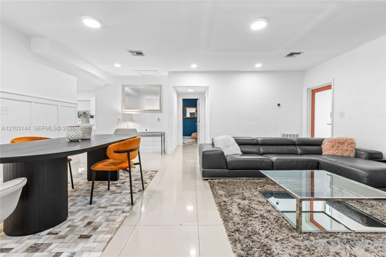 1195 NE 147th St , Unit ., North Miami, FL 33161 Photo