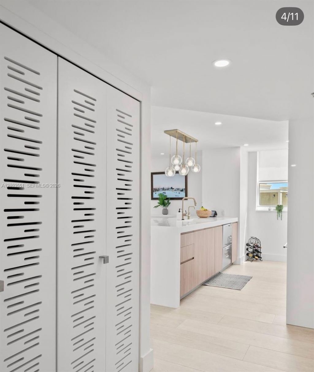 90 Alton Rd, Unit 511, Miami Beach, FL 33139 Photo