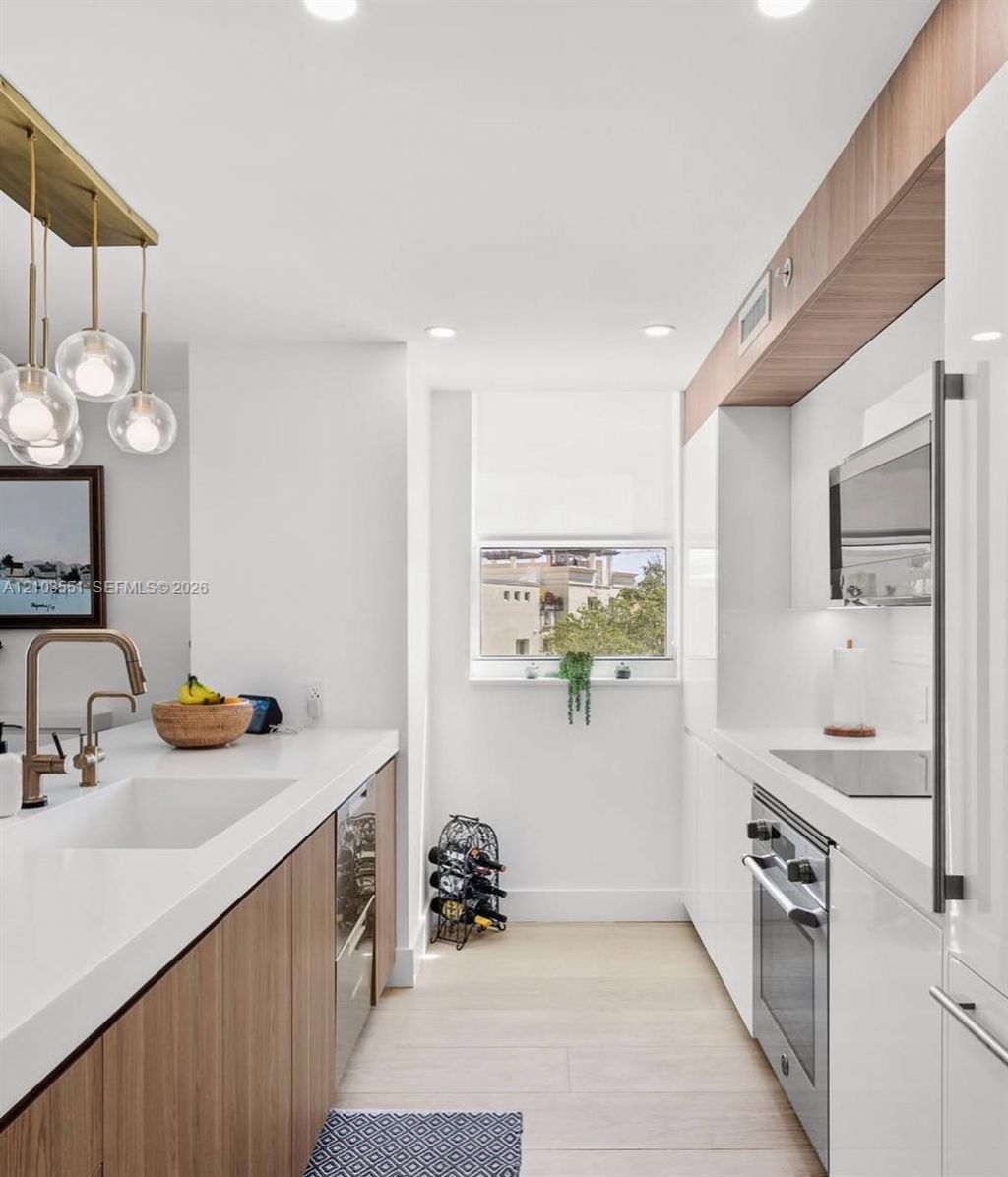 90 Alton Rd, Unit 511, Miami Beach, FL 33139 Photo