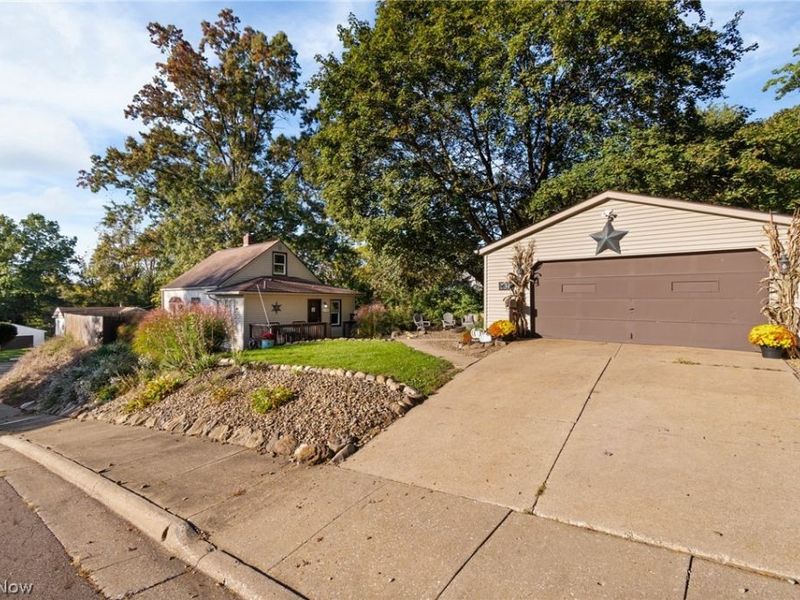 330 Leeds Street, Akron, OH 44305 Photo 31