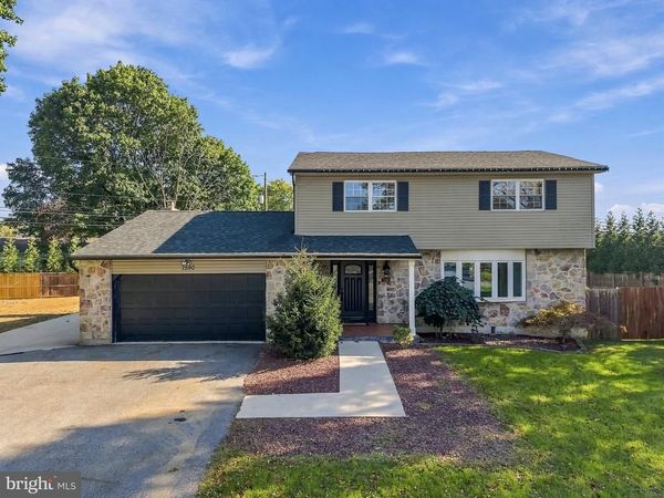 7590 VIOLET CIRCLE , MACUNGIE, PA 18062