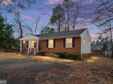 100 AMERICAN DRIVE, RUTHER GLEN, VA 22546