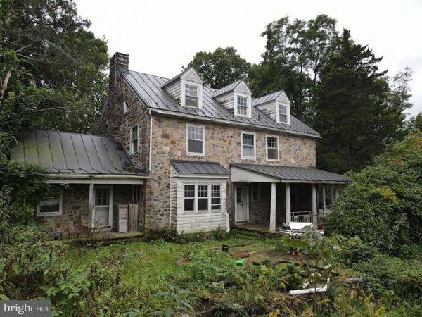 917 WILLIAM PENN BOULEVARD , WOMELSDORF, PA 19567