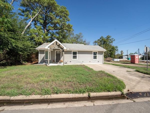 510 Woodlawn Street, Sulphur Springs, TX 75482