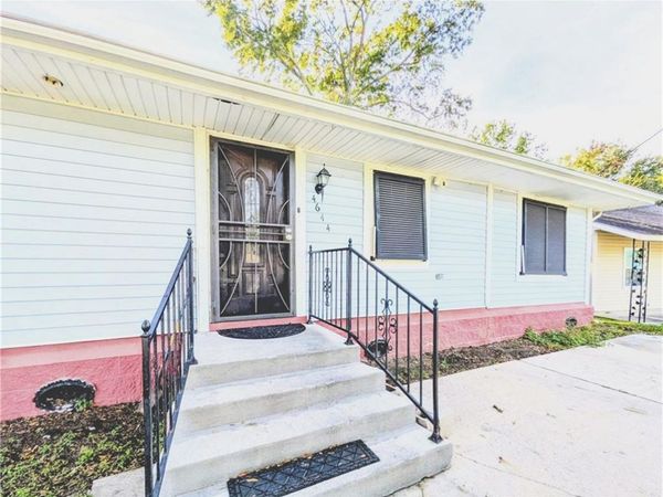 4644 KENDALL Drive , New Orleans, LA 70126