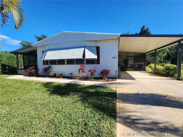 7937 SE Continental Drive , Hobe Sound, FL 33455