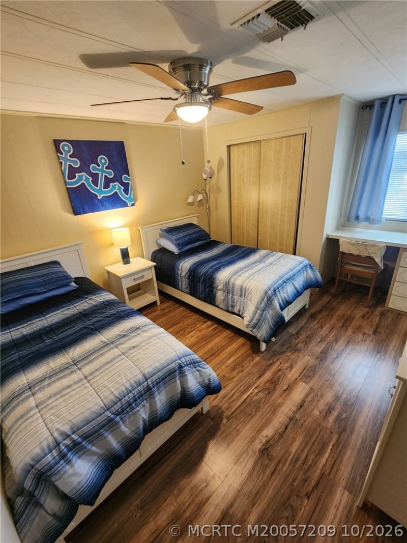 7937 SE Continental Drive , Hobe Sound, FL 33455 Photo