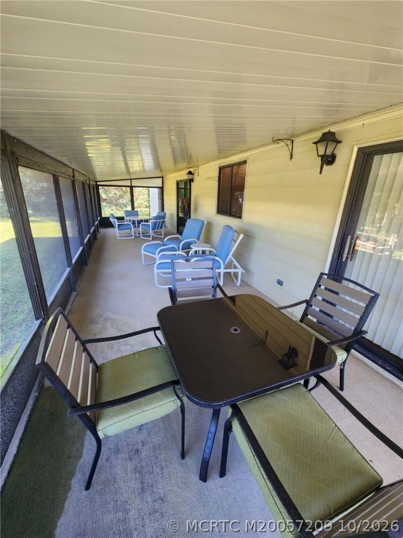7937 SE Continental Drive , Hobe Sound, FL 33455 Photo