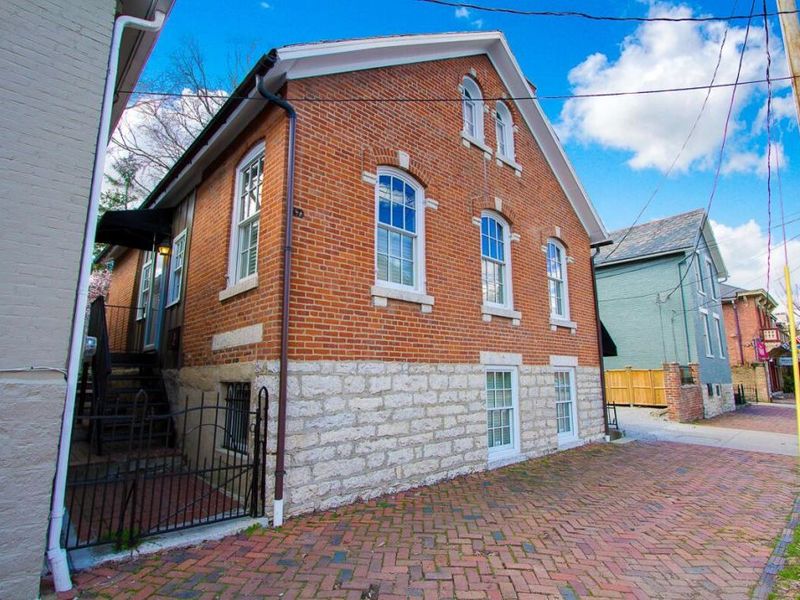 647 S 3rd Street, Unit C, Columbus, OH 43206 Photo 3