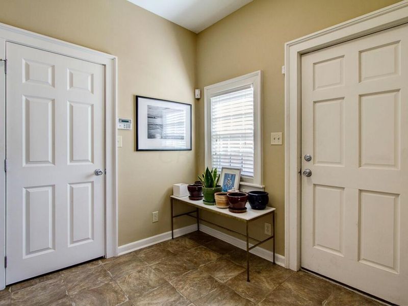647 S 3rd Street, Unit C, Columbus, OH 43206 Photo 7