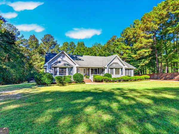 115 Sunny Point Circle, Lagrange, GA 30240