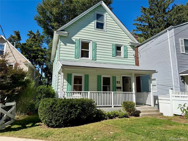 92 School Street , Oyster Bay, NY 11771